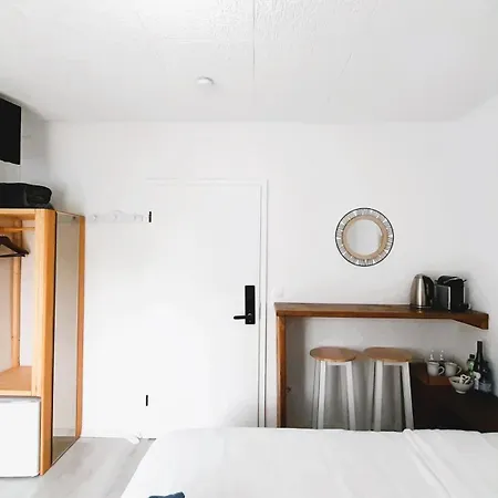 Blue Lagoon & Double With Balcony Nehren (Rhineland-Palatinate)