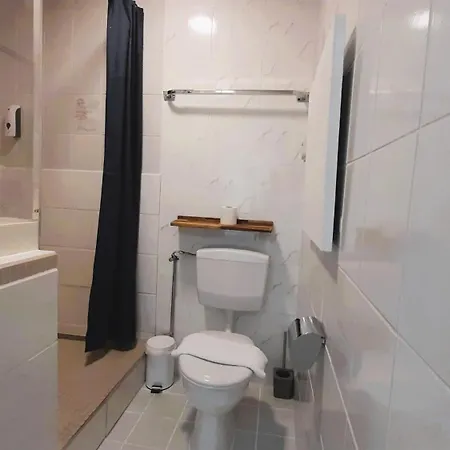 Blue Lagoon & Double With Balcony Apartman *