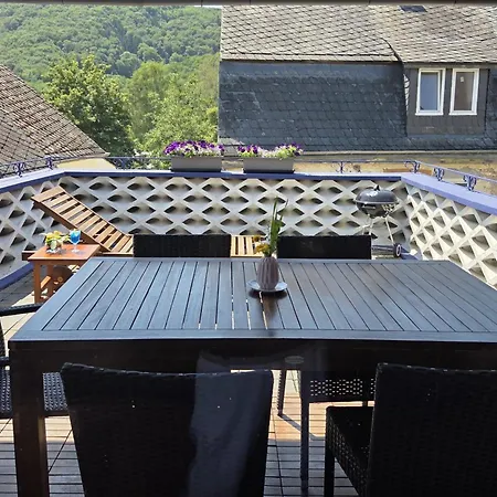 Blue Lagoon & Double With Balcony Апартаменты *
