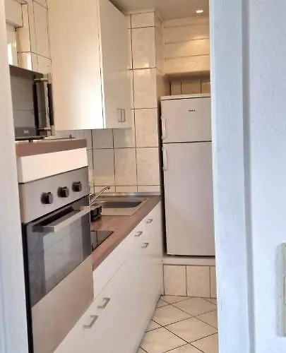 Blue Lagoon & Double With Balcony Apartman *