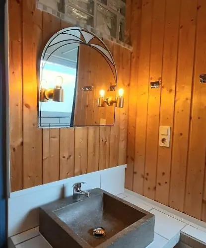 Blue Lagoon & Double With Balcony Apartman