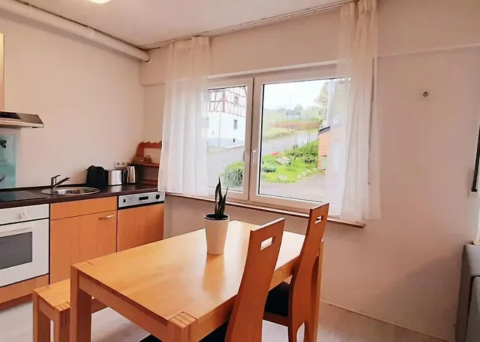 Blue Lagoon & Double With Balcony ネーレン