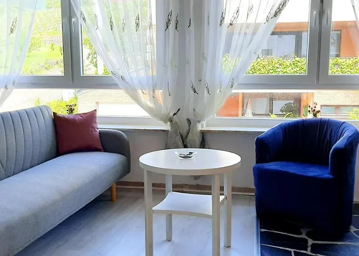 Blue Lagoon & Double With Balcony Apartman