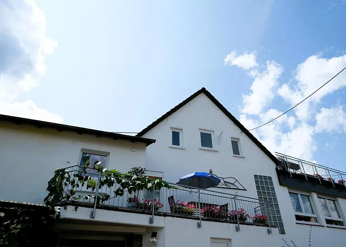 Blue Lagoon & Double With Balcony Apartman Nehren