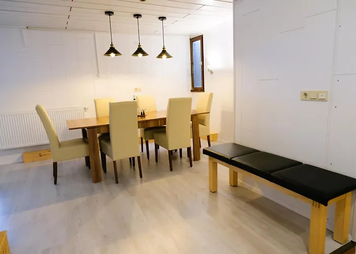 Blue Lagoon & Double With Balcony Apartman