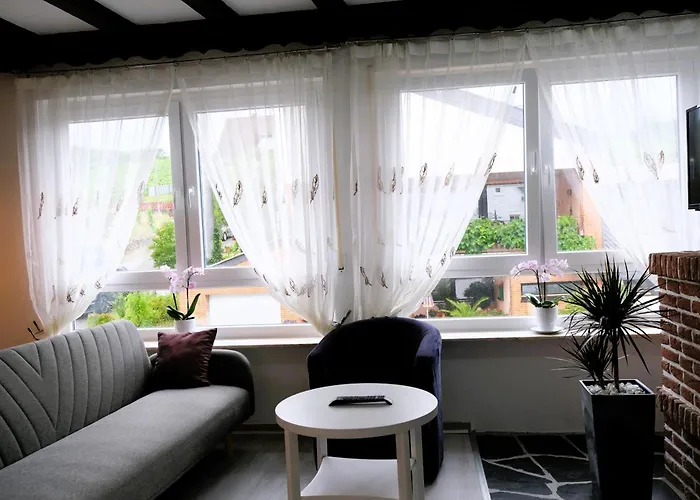 Blue Lagoon & Double With Balcony Apartman