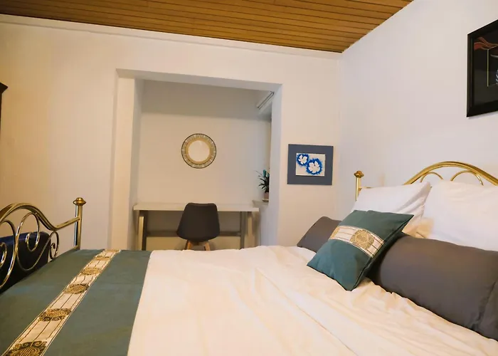 Blue Lagoon & Double With Balcony Apartman Nehren