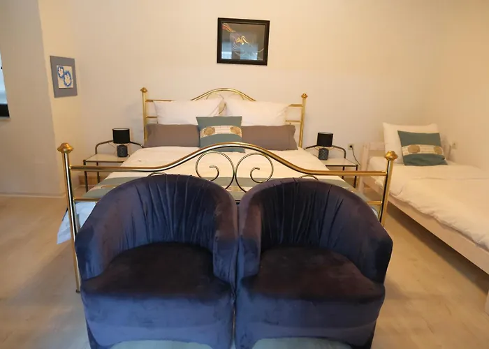 Blue Lagoon & Double With Balcony Apartman Nehren