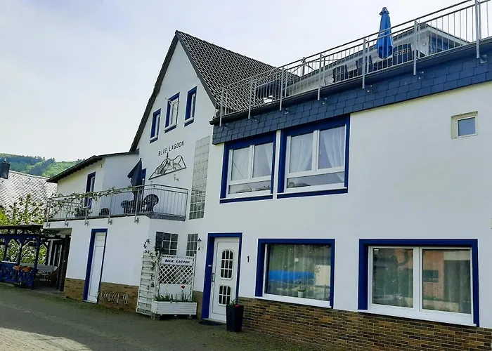 Blue Lagoon & Double With Balcony Nehren